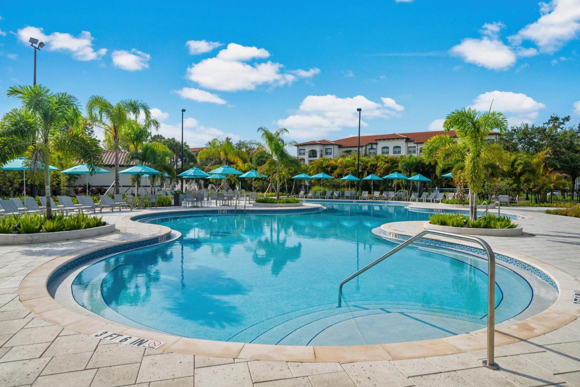 Stylish Condo At Vista Cay Resort Minutes To Wdw Orlando Exterior foto